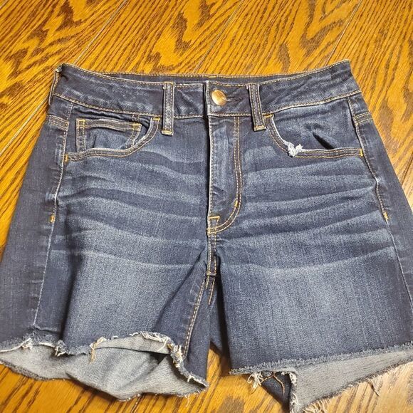 American Eagle high rise shorties super stretch - Picture 1 of 3